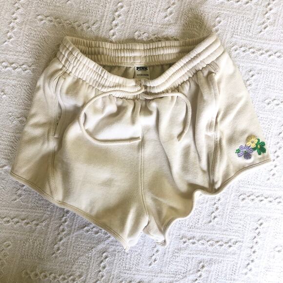 PINK Victoria’s Secret Floral Embroidered Sweat Shorts Cream Small Lounge Sleep - Picture 1 of 8
